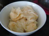 美味的鲜虾馄饨做法图解11)