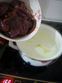 营养的菠菜猪肝汤做法图解6)