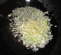 饱满的干煸菜花做法图解4)