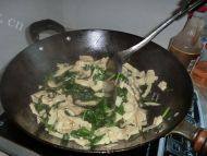 如此诱人的韭菜炒干豆腐