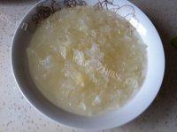 诱人的雪梨银耳羹做法图解1)