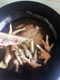 美味的可乐鸡爪做法图解6)