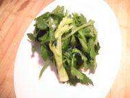 自己做的芹菜叶饼做法图解2)