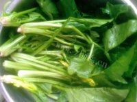 诱人的上汤菠菜做法图解1)