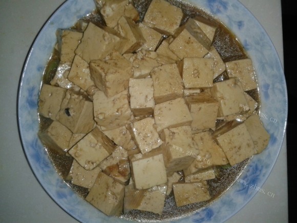 色香味浓的红烧豆腐
