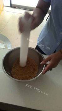 彩虹蛋糕（8寸）做法图解1)