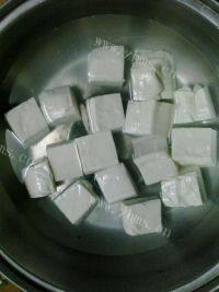 家常菜红烧豆腐做法图解1)