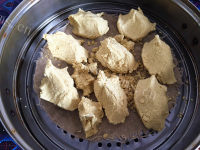 美味的野蒜土豆馅煎糕做法图解9)
