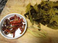 家常菜香辣酸菜肉片做法图解5)