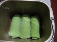 鲜绿菠菜吐司做法图解11)