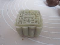 自制豆沙冰皮月饼