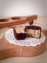 自制花生可可广式月饼做法图解10)