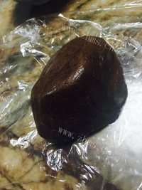 喷香的巧克力趣多多做法图解2)