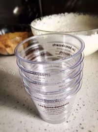 诱人的木糠杯做法图解2)