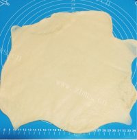 可爱的豆豆面包做法图解11)