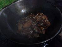 家常菜肉片炒茭白