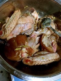 美味双味炸鸡做法图解1)