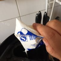 孩子爱吃无花果香蕉奶昔做法图解5)