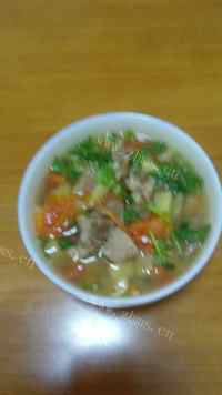 可口的牛肉炖土豆西红柿做法图解12)