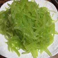 家常菜凉拌莴苣做法图解4)