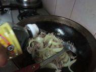 简单的圆葱炒牛肉做法图解9)