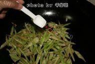 家常菜辣炒四季豆做法图解6)