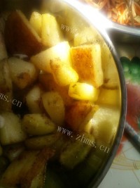 自制麻辣土豆块做法图解3)