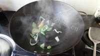 美味的红烧鸭腿做法图解5)