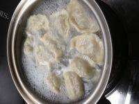 自己做的野菜饺子做法图解24)