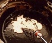 独特的热巧克力慕丝蛋糕做法图解5)