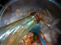 美味酱焖猪耳朵做法图解6)