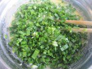 「DIY美食」韭菜鸡蛋饼做法图解4)
