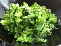 美味可口的黄豆芽生菜汤做法图解5)