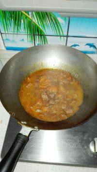 家常菜番茄炖牛肉做法图解10)