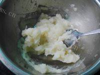 美味的烤箱版鸡肉可乐饼做法图解7)
