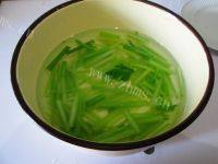 家常菜香芹炒豆干做法图解5)
