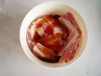 家常菜香煎五花肉做法图解3)