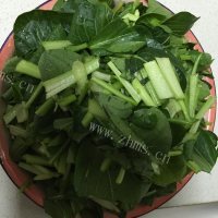 家常菜香菇炒青菜做法图解3)