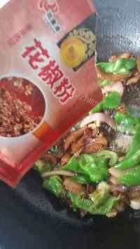 五味俱全的青椒炒肉做法图解11)
