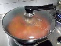 「美味可口」西红柿羊肉面做法图解6)