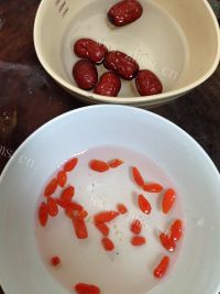 美味的菠萝八宝饭做法图解3)