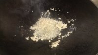 好看的黄金蒜海鲜蒸粉丝#多做法图解4)