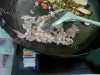 家常菜肉炒香干做法图解7)