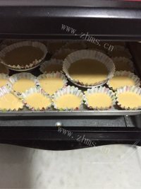 自制无水蜂蜜小蛋糕做法图解9)