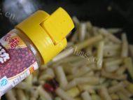好吃的酸辣藕带做法图解7)