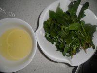 鲜甜菠菜蛋花汤做法图解1)