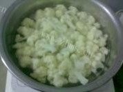 腊肉炒花菜做法图解4)