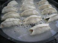 易做的煎饺做法图解17)