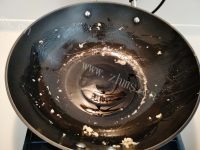 最爱的尖椒炒鸡蛋做法图解4)
