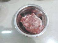 蒜苗炒肉片做法图解1)